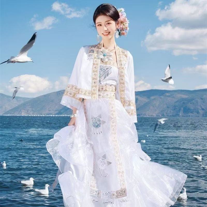 Wedding Qw - ชุดฮมองฤดูใบไม้ผลิ 2026 ชุดจีนโบราณสำหรับผู้หญิง ชุดเดินทาง ชุดเจ้าสาว ชุดยูนิฟอร์มงานแต่งงาน
