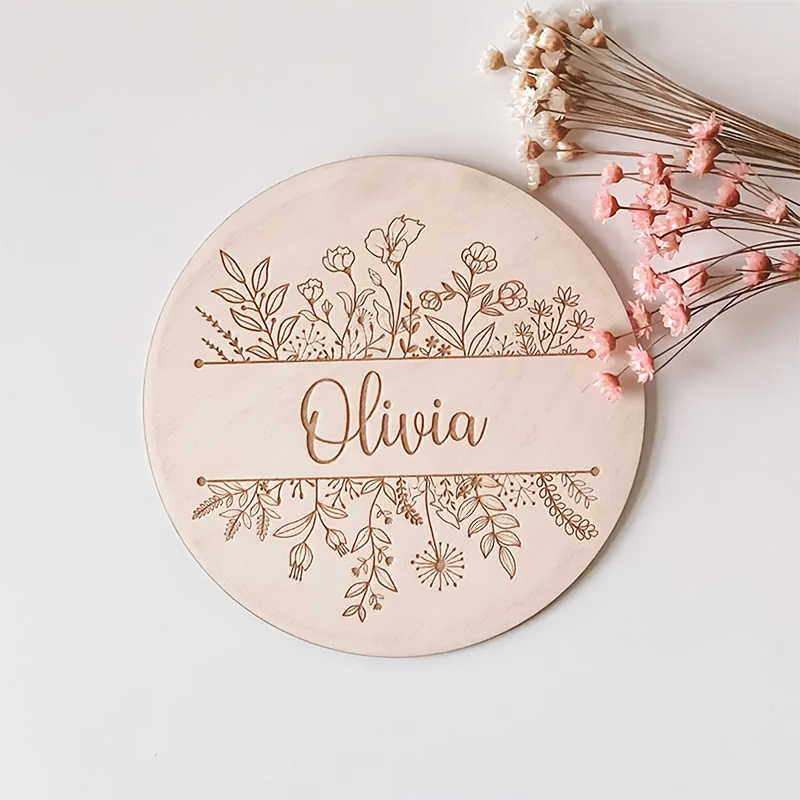 ป้ายชื่อสลักลายดอกไม้แบบส่วนตั - Wedding Party Supply บทวิจารณ์และราคา