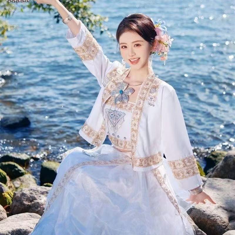 ชุดฮมองฤดูใบไม้ผลิ 2026 ชุดจีน - Wedding Qw บทวิจารณ์และราคา