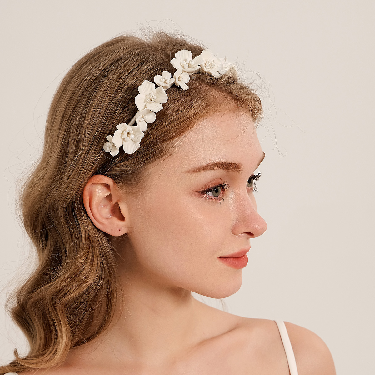 Efily เจ้าสาวดอกไม้สีขาวผม Hoo - Wedding Supply List บทวิจารณ์และราคา