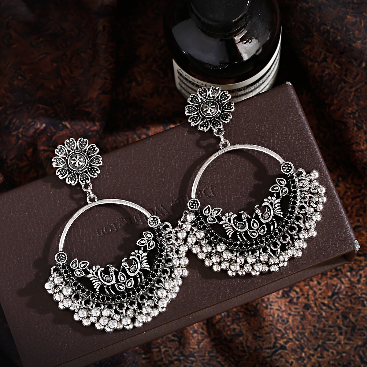 Retro Silver สีตุรกีต่างหู Jhu - Indian Wedding Supply บทวิจารณ์และราคา